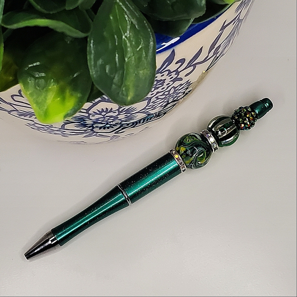 SMARAGDINE BEADED PEN